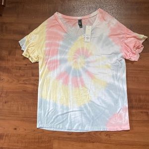 Short sleeve top! NWT
